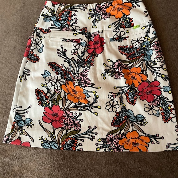 Swing Skort - Picture 4 of 4